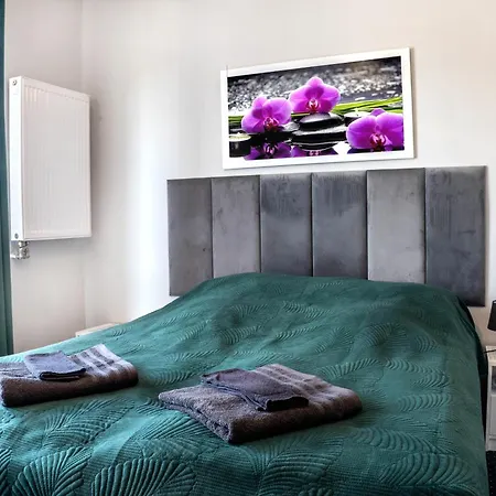 Radosc Bed & Breakfast 3*