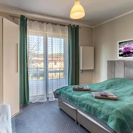 Oda ve Kahvaltı Radosc 3*