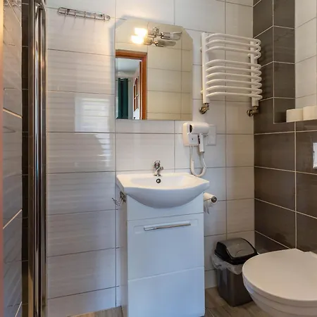 Radosc Bed & Breakfast 3*